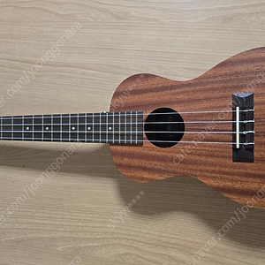 우쿨렐레 UKC-230