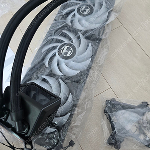 수랭cpu쿨러 리안리 GALAHAD 2 LCD 360