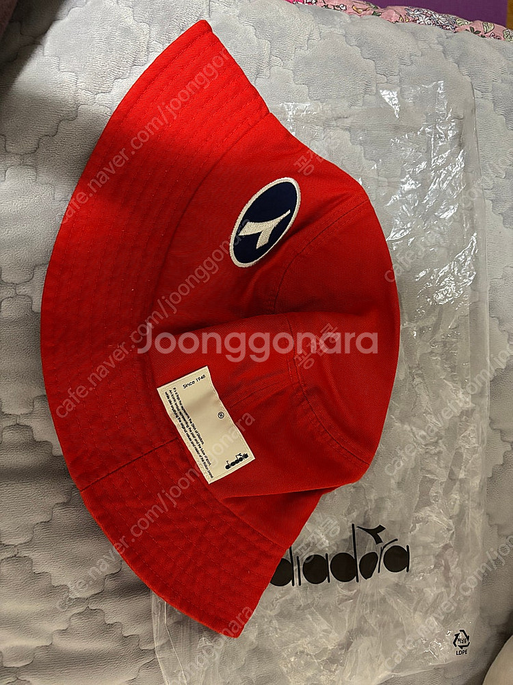 diadora 디아도라 벙거지 모자 새제품--0