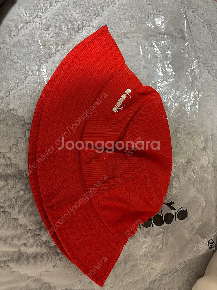 diadora 디아도라 벙거지 모자 새제품--1