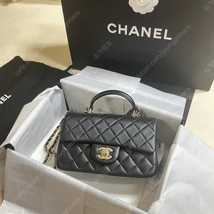 샤넬 뉴미니 탑핸들