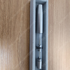 사놓고 잘 안쓰는 시필급 만년필 판매합니다