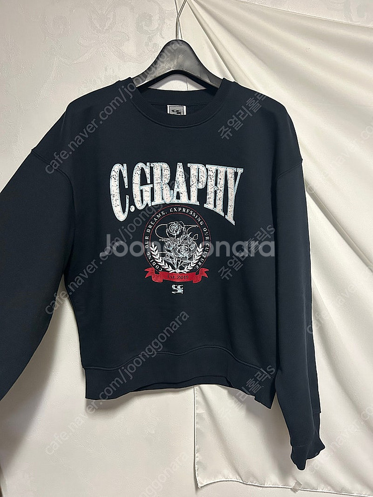 코드그라피 로즈엠블럼 맨투맨 스웻셔츠 판매--3