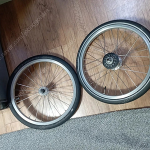 브롬톤 전용 sturmey archer 휠셋