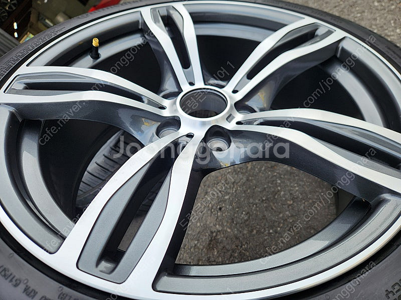 [판매] BMW M5 스타일 19인치 휠 타이어 세트 팝니다.F바디용--5