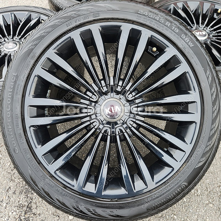 [판매] 기아 더 K9 19인치 블랙유광 순정휠 타이어 세트 판매 합니다 245 45 19 275 40 19--4