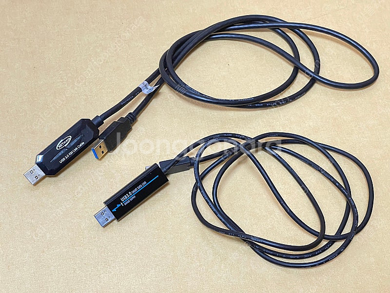 1. 넷메이트 USB 3.0 링크 케이블입니다 2개--1