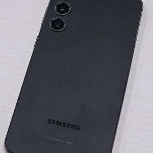 갤럭시 S23플러스 블랙색상 512용량 상태좋은 무잔상 미파손 자급제 단말기 42만 판매합니다