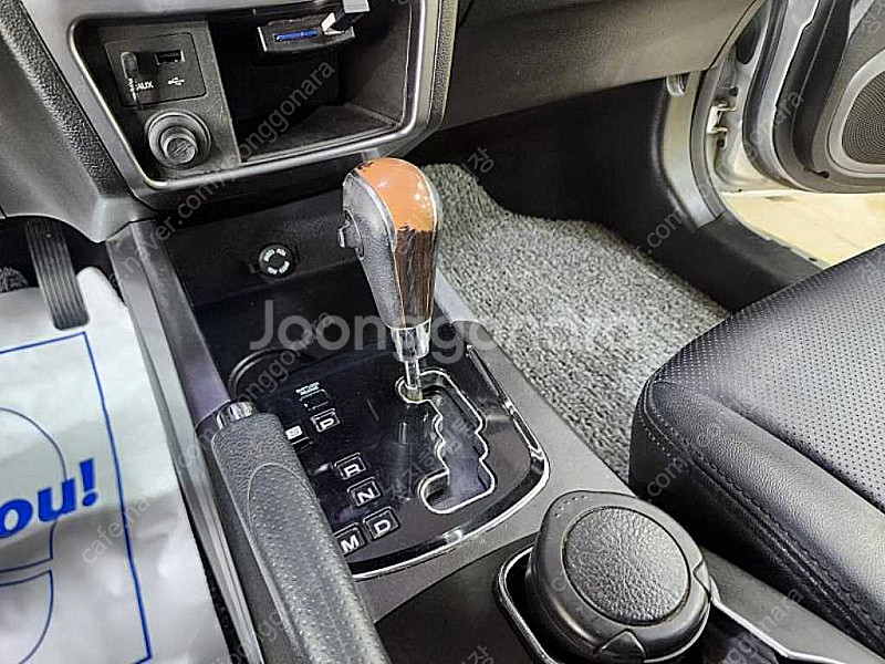 KG모빌리티(쌍용) 뉴코란도C 4WD 20 CVT 중고...--9