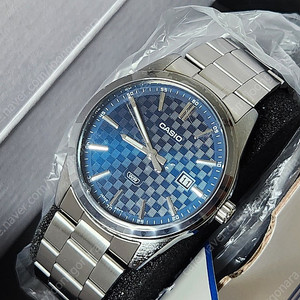 카시오 MTP-VD03D-2A2UDF