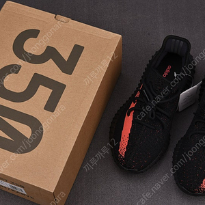 아디다스 이지부스트 Yeezy Boost 350 V2