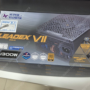 슈퍼플라워 SF-1300F14XG LEADEX VII GOLD ATX3.1 (ATX/1300W) 팝니다