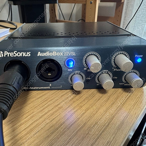 프리소너스 Audiobox 22VSL 오인페