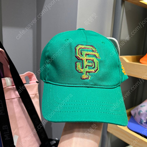 새상품MLB키즈 스케치로고 커브캡모자