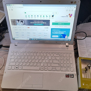 삼성 저사양노트북+새노트북가방 (SSD120G, DDR3 4G, DVDRW, 아답터, 새이어폰) 택포6.5만