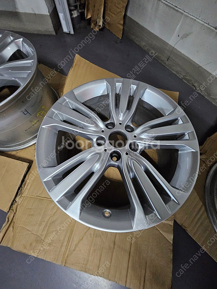BMW X5 F15 19인치 순정휠 판매합니다--1