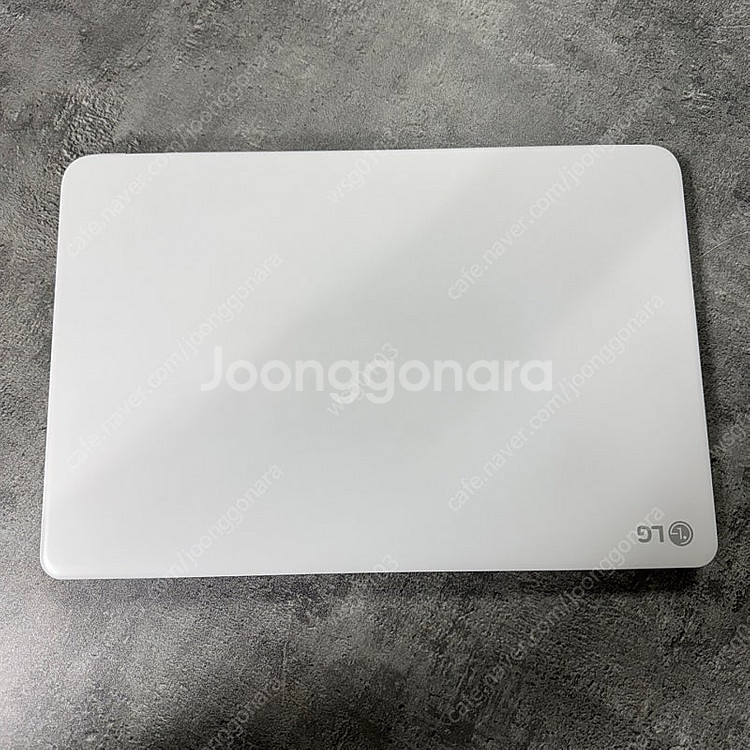 LG 15U590-GPLHL 15인치 노트북 판매합니다...--2