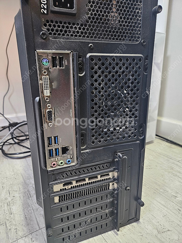 라이젠 1700 + RX570 4GB 본체 판매합니다.--3