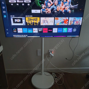 삼성 스마트모니터 43인치 M7 화이트 LS43BM703UKXKR 거치대셋트로 팝니다
