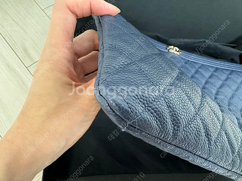 샤넬 캐비어스킨 클러치 라지 네이비--2