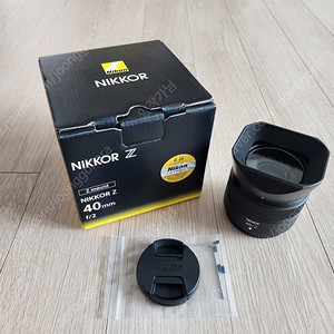 니콘 NIKKOR Z 40mm f/2 렌즈 팝니다. 새상품급