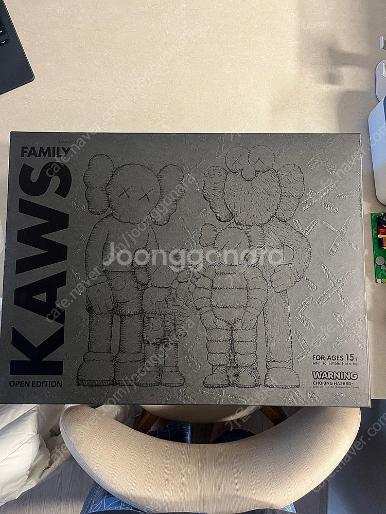 카우스 패밀리 바이닐 피규어 블랙 Kaws Family...--0