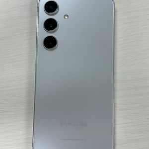 갤럭시S24 그레이색상 256용량 새상품컨디션 초S급 단말기 64만 판매합니다