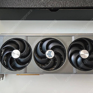 SAPPHIRE 라데온 RX 9070 NITRO+