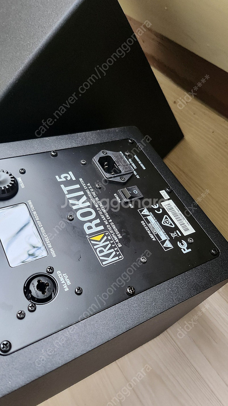 krk rokit5 g4 1조(2통) 팝니다--1
