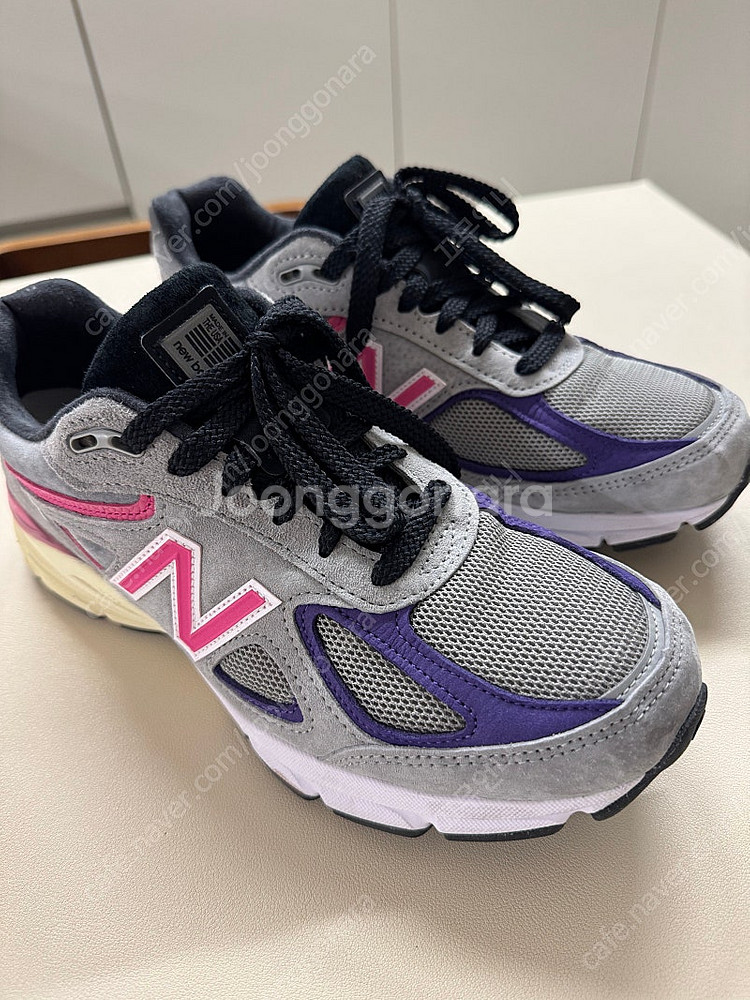 뉴발란스 990 v4 kith 260사이즈--1