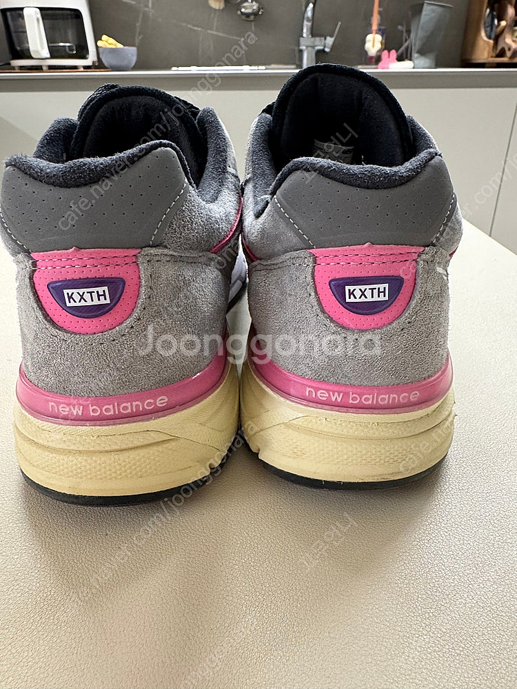 뉴발란스 990 v4 kith 260사이즈--2