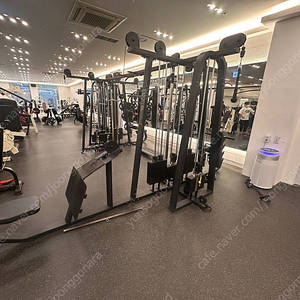 정글짐, 벤치프레스 머신, 스타트렉 글루트 머신, 렛풀다운 머신 판매합니다.