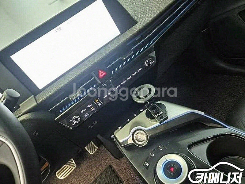 [기아]EV6 롱레인지 어스 (5인승) 2023 년 중...--1