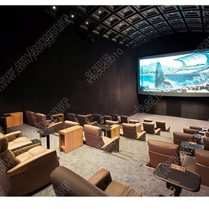cgv 골드클래스 2인 관람권 팝니다.