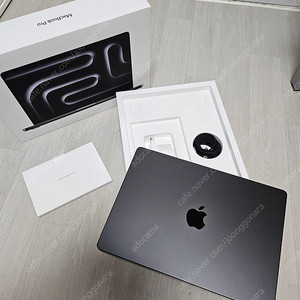 (풀박) m4 pro 맥북 프로 14인치 24g / 512g 판매