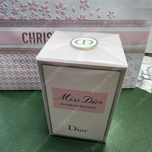 미스 디올 블루밍 부케 오 드 뚜왈렛 30ML