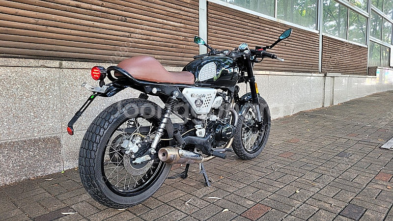 한웨이 블랙카페125 판매 합니다.--5