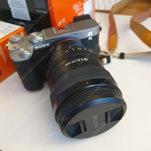 Sony a7c +Sony FE 24mm F1.4 GM(이사금) + 마이크 +핸드그립 +배터리