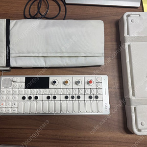 Teenage Engineering OP-1 Field + OP-1 Bag