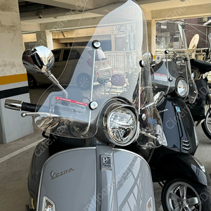 베스파 GTS300 슈퍼스포츠 22년식 8500km