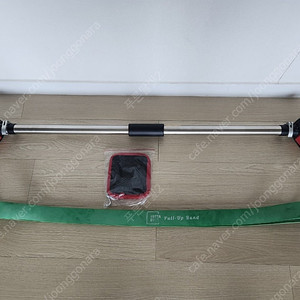 요타바이트 벽간 철봉 H3 110~138cm + 보조밴드 (풀업바 턱걸이 맨몸운동 홈짐 홈트 문틀 방문 풀업밴드)