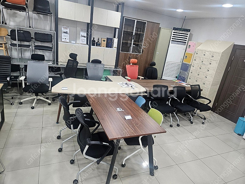 강남구 논현동가구거리 전시장 진열품 할인판매 중고책상 ...--5