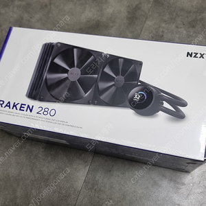 크라켄 NZXT KRAKEN 280 새상품 미개봉 수냉쿨러 팔아요.
