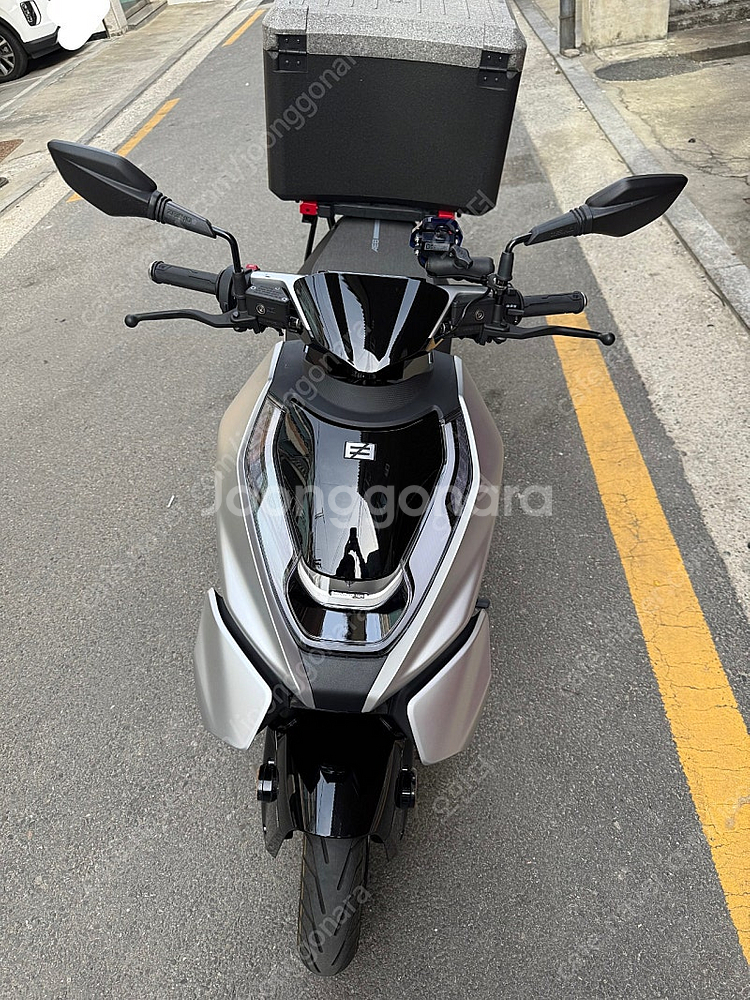 지호 ZEEHO AE8S+ 전기스쿠터 팝니다.(서울)--0