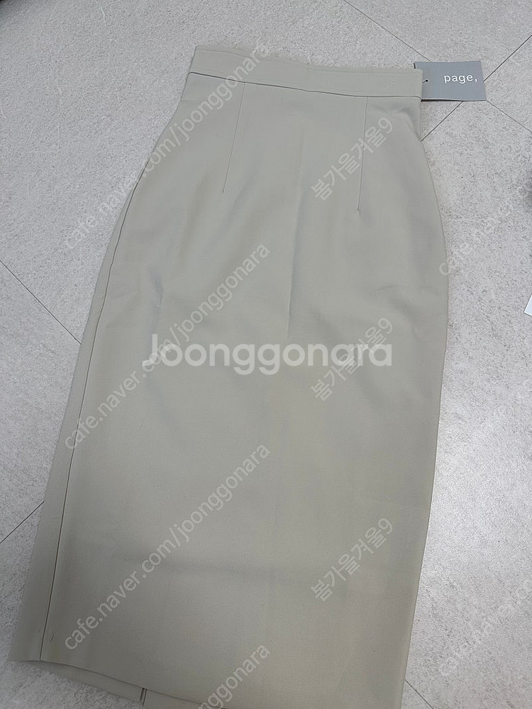 (새상품) 페이지유 썸머 sk 스커트 크림 색상--4