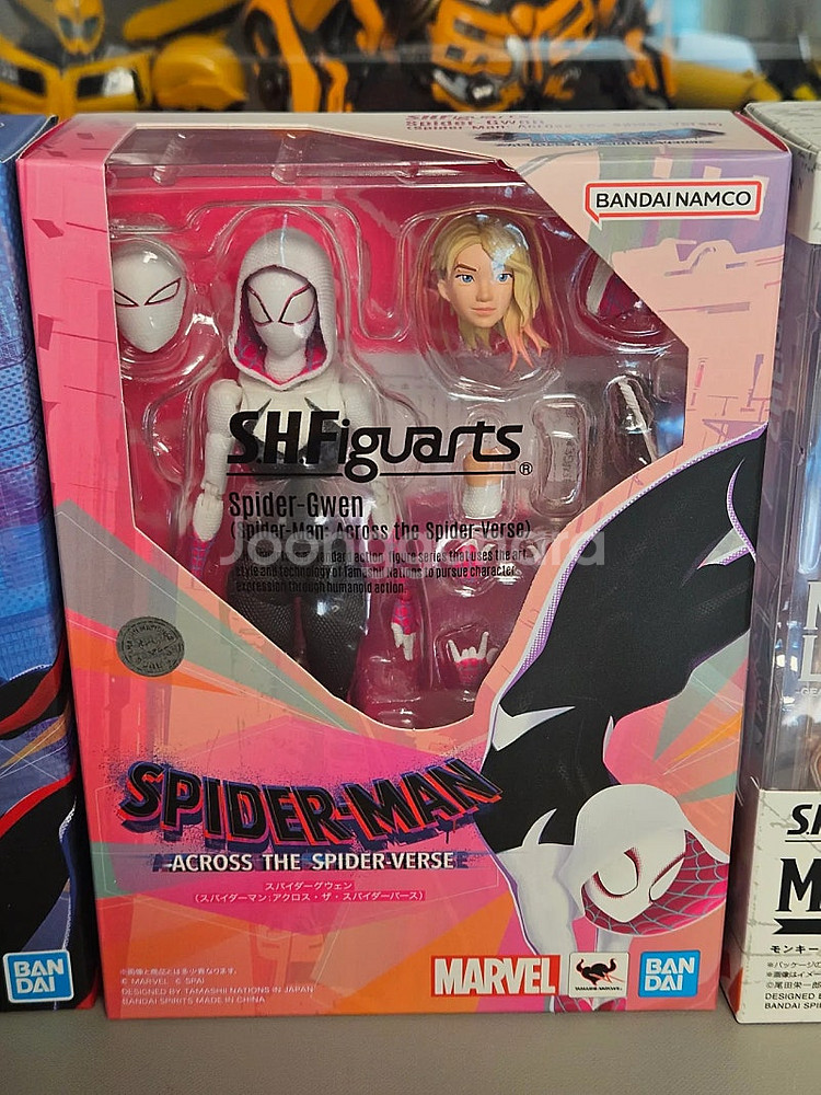 shf 스파이더맨 마일즈 모랄레스, 스파이더 그웬--3