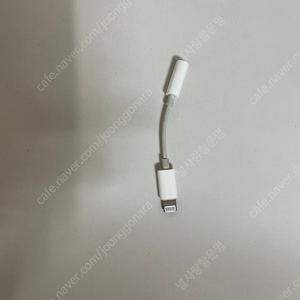 Lightning 3.5mm 헤드폰 8핀 젠더 팝니다. 이어폰 젠더