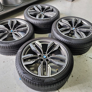 <판매> BMW G바디 7시리즈 760 M7 순정휠타이어