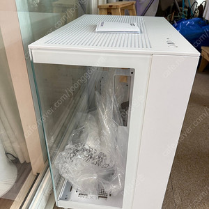 Nzxt h9 flow 판매합니다.