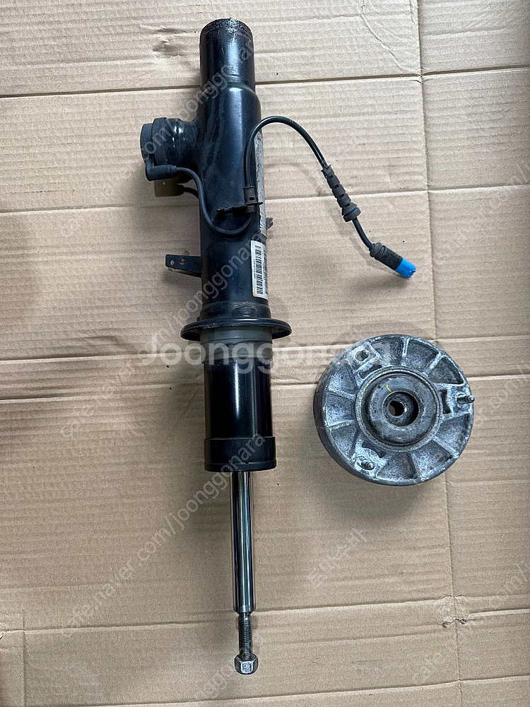 bmw X5 X6 앞 운전석 쇼바 전자식 (전기배선 달린타입) 순정 중고--0